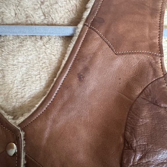 Vintage leather vest size XS to S - Picture 3 of 4